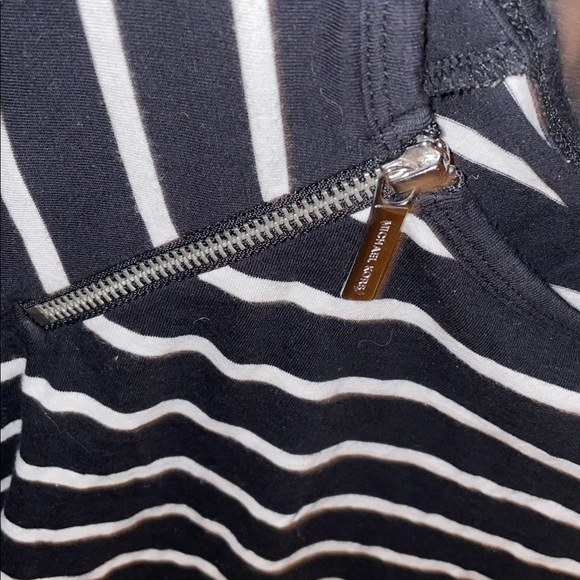 Micheal Kors Navy Zipper Top - Picture 6 of 13